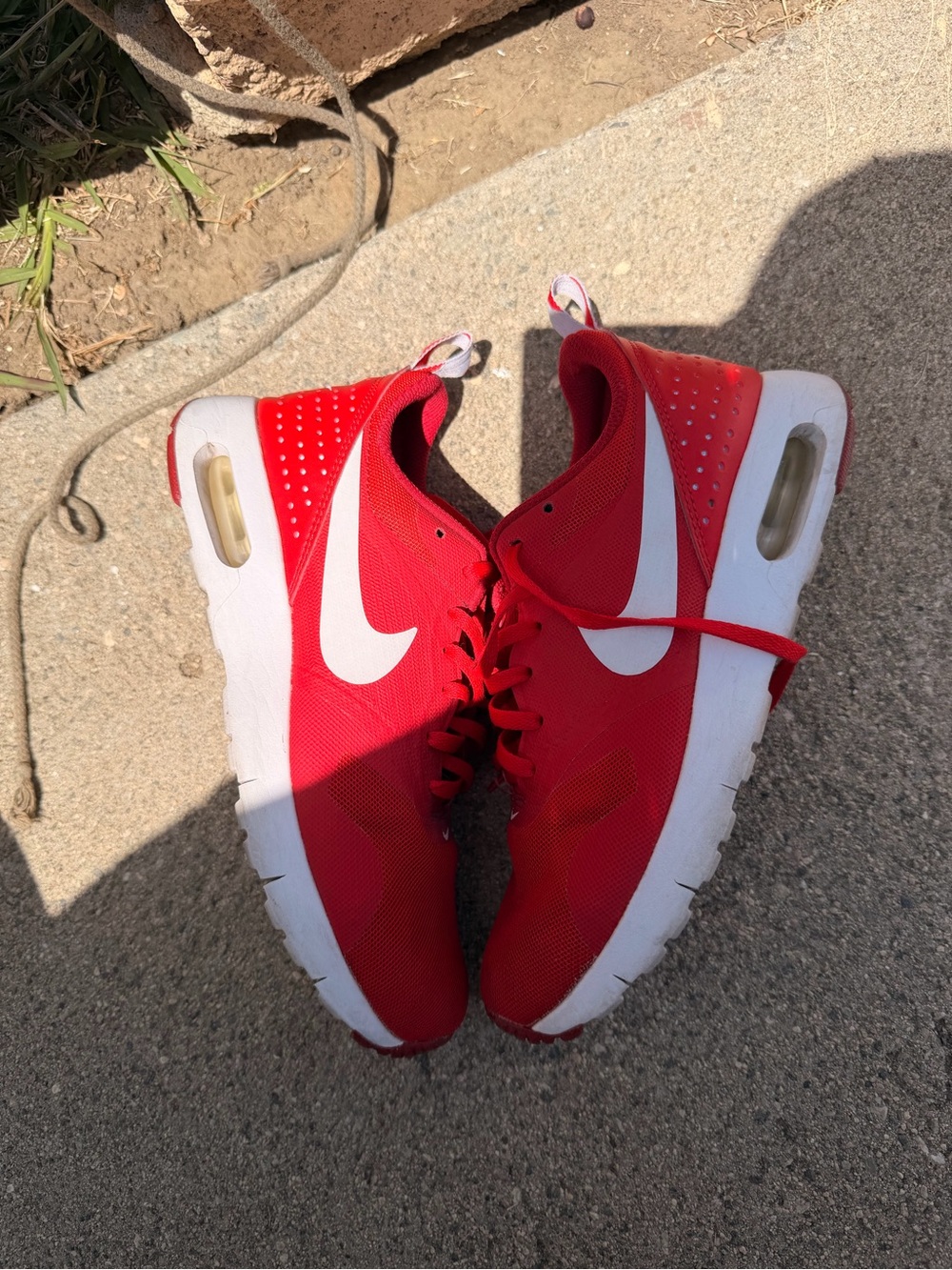 Nike Women’s Red and White Lightweight Air Cushion Sneakers
